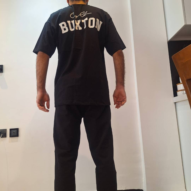 تیشرت مشکی پشت