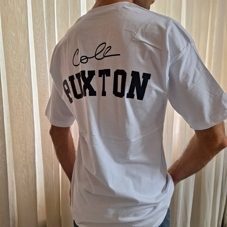 تیشرت سفید پشت